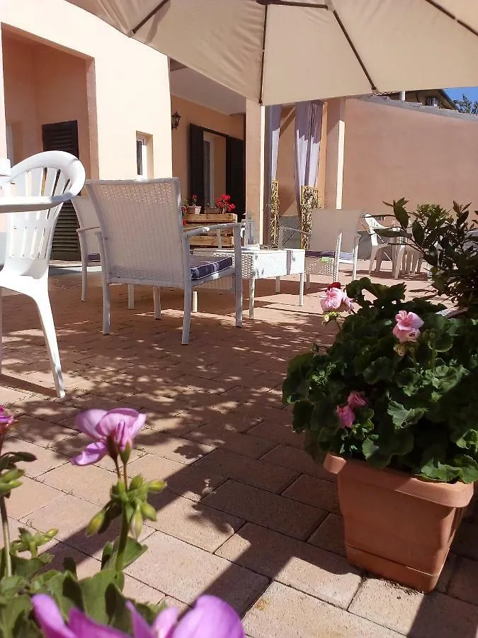 *** Alojamento de Acomodação e Pequeno-almoço Il Giardino Segreto Acomodação com café da manhã Riotorto Itália